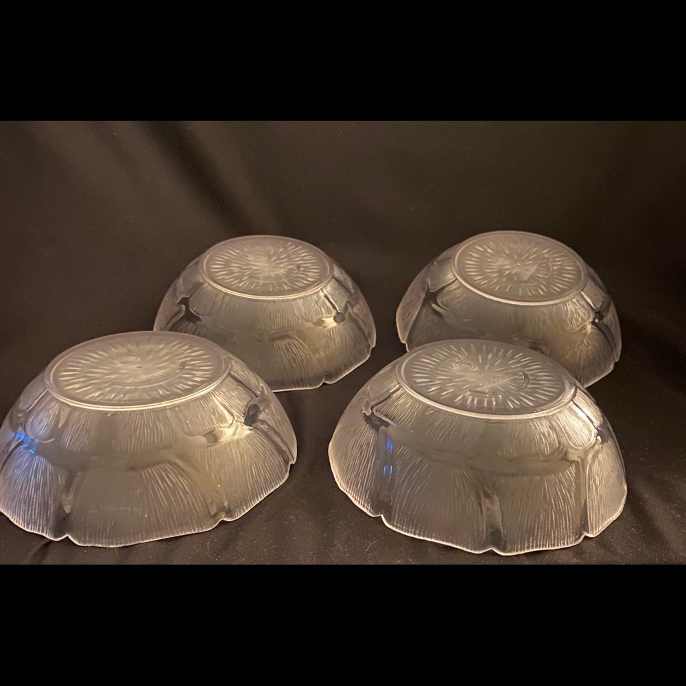 Carlisle Restaurant-Quality Salad Bowls-Set of 4 - Picture 5 of 6